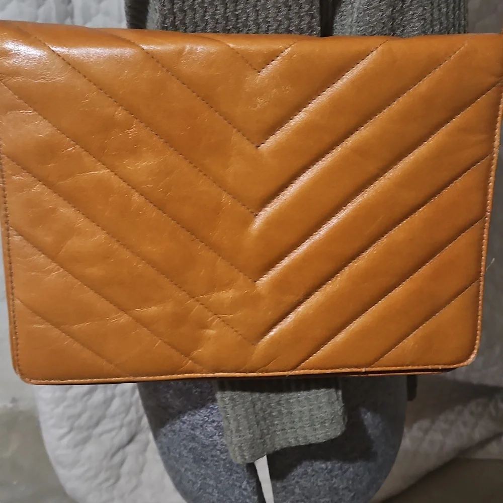 Timeless Classic Quilted Chevron Leather Shoulder Bag - Picture 2 of 11